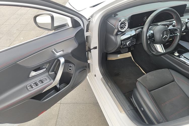 Used Mercedes-Benz A-Class 2023 A 200 L Fashion Model Driver Seat