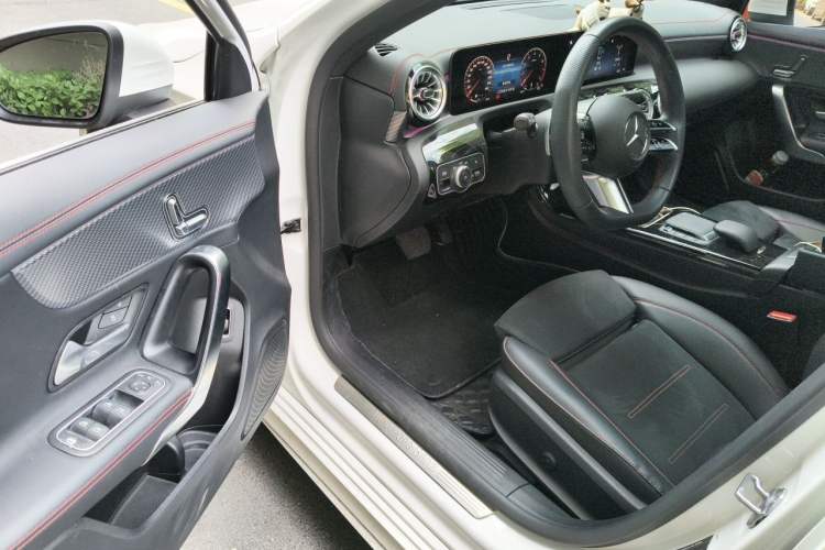 Used Mercedes-Benz A-Class 2023 A 200 L Fashion Model Driver Seat