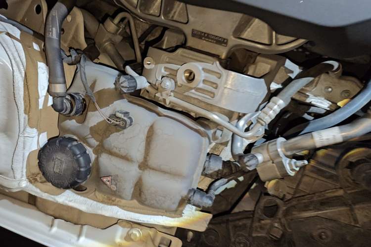 Used Mercedes-Benz A-Class 2023 A 200 L Fashion Model Engine Bay Left