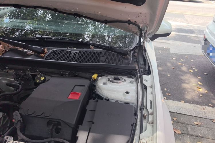 Used Mercedes-Benz A-Class 2023 A 180 L Engine Bay Left