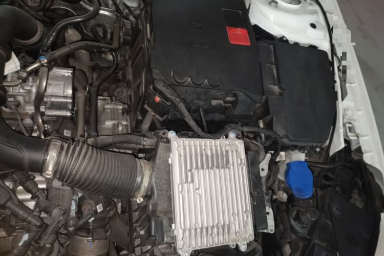 Used Mercedes-Benz A-Class 2023 A 200 L Fashion Model Engine Bay Left