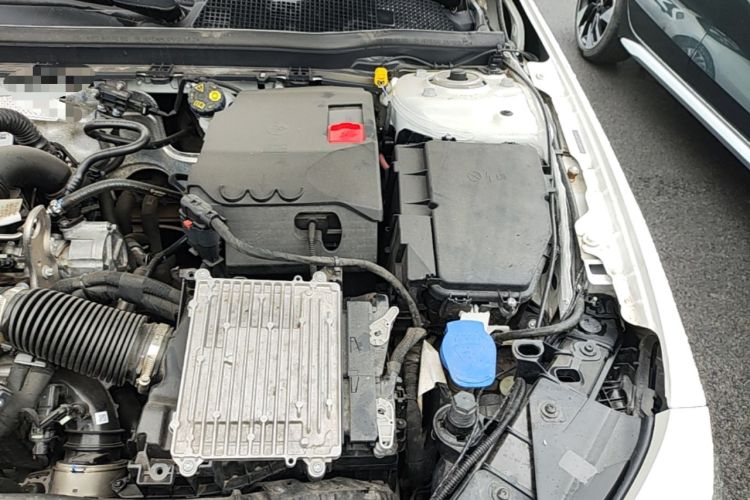 Used Mercedes-Benz A-Class 2023 A 180 L Engine Bay Left