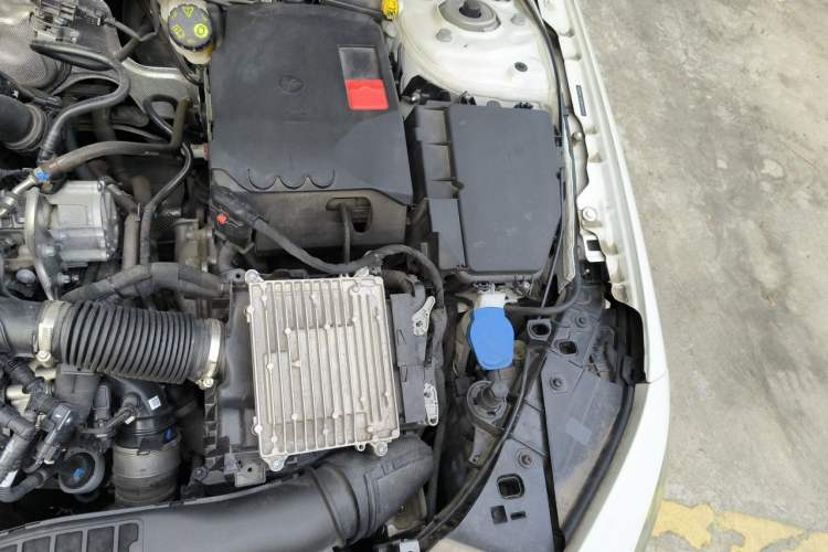 Used Mercedes-Benz A-Class 2023 A 200 L Fashion Model Engine Bay Left