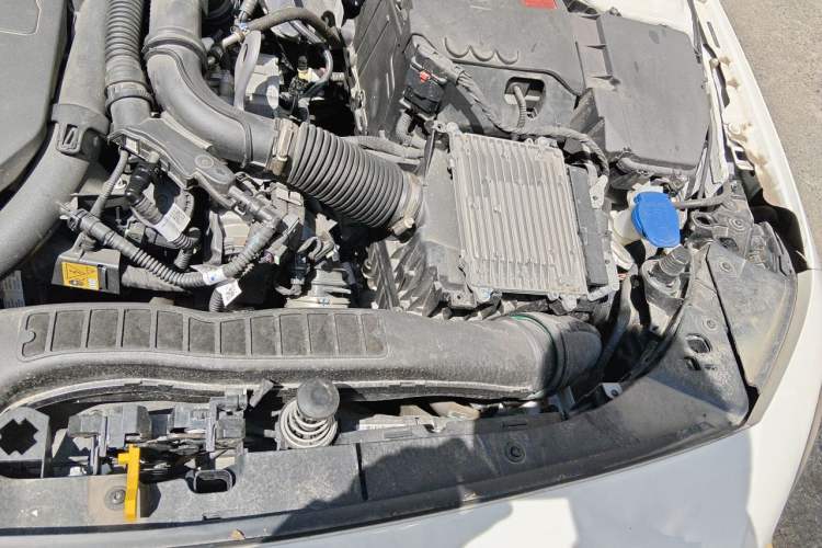 Used Mercedes-Benz A-Class 2023 A 200 L Fashion Model Engine Bay Left