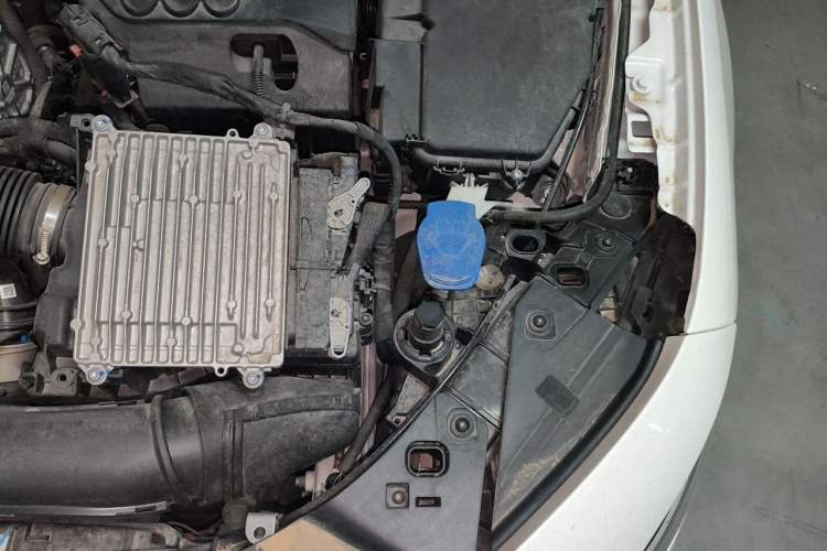 Used Mercedes-Benz A-Class 2023 A 200 L Fashion Model Engine Bay Left