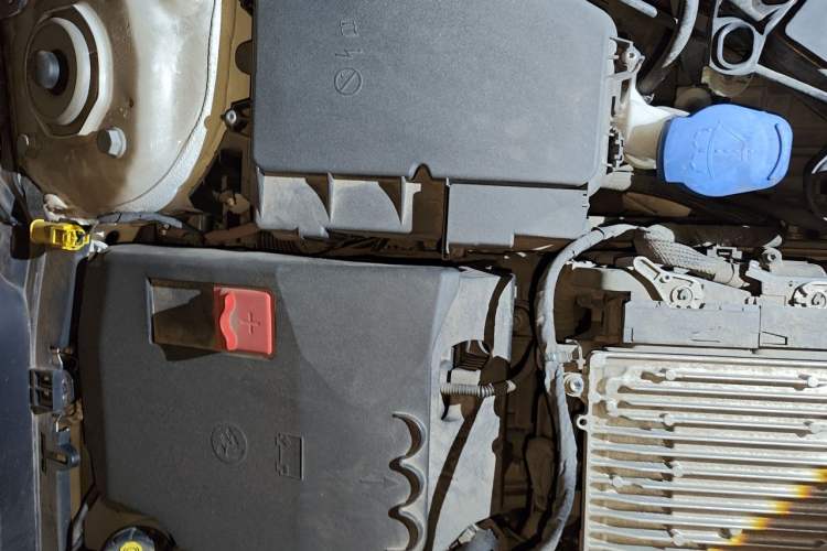 Used Mercedes-Benz A-Class 2023 A 200 L Fashion Model Engine Bay Right