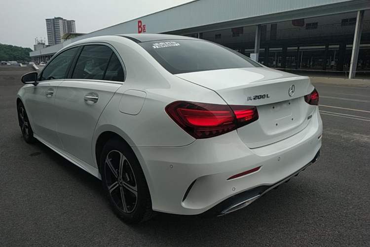 Used Mercedes-Benz A-Class 2023 A 200 L Fashion Model Exterior 2