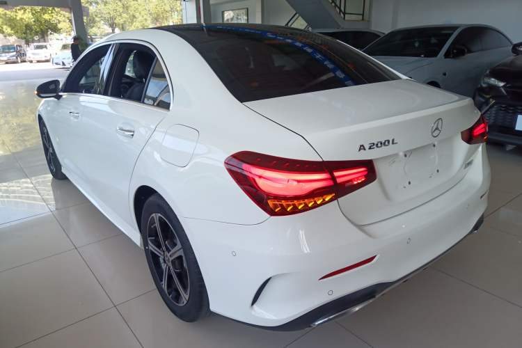 Used Mercedes-Benz A-Class 2023 A 200 L Fashion Model Exterior 2