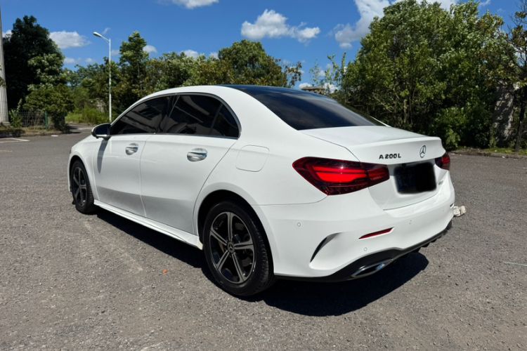 Used Mercedes-Benz A-Class 2023 A 200 L Fashion Model Exterior 3