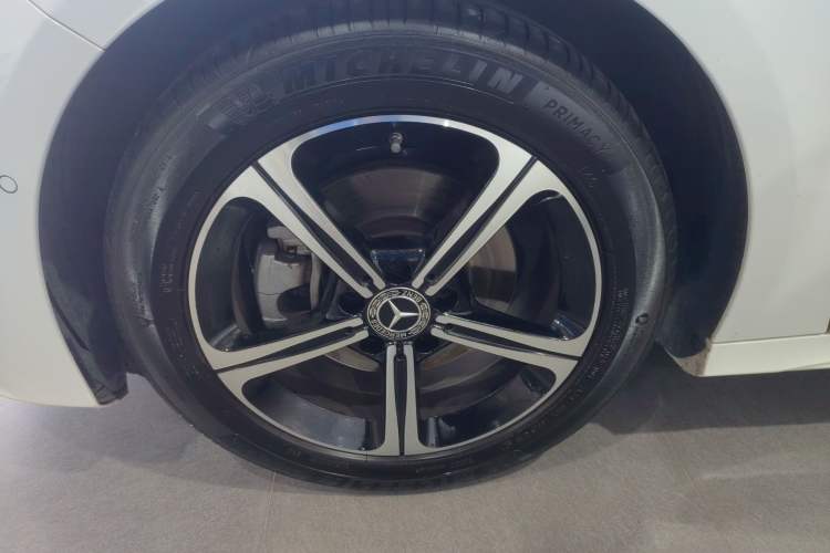 Used Mercedes-Benz A-Class 2023 A 200 L Fashion Model Exterior 4