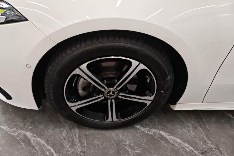 Used Mercedes-Benz A-Class 2023 A 200 L Fashion Model Exterior 4