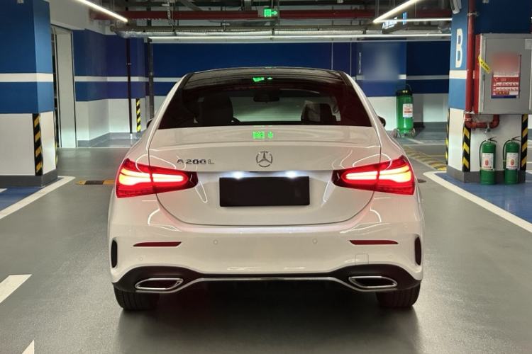 Used Mercedes-Benz A-Class 2023 A 200 L Fashion Model Exterior 4