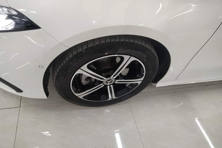 Used Mercedes-Benz A-Class 2023 A 200 L Fashion Model Exterior 4