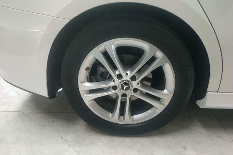 Used Mercedes-Benz A-Class 2023 A 180 L Exterior 5