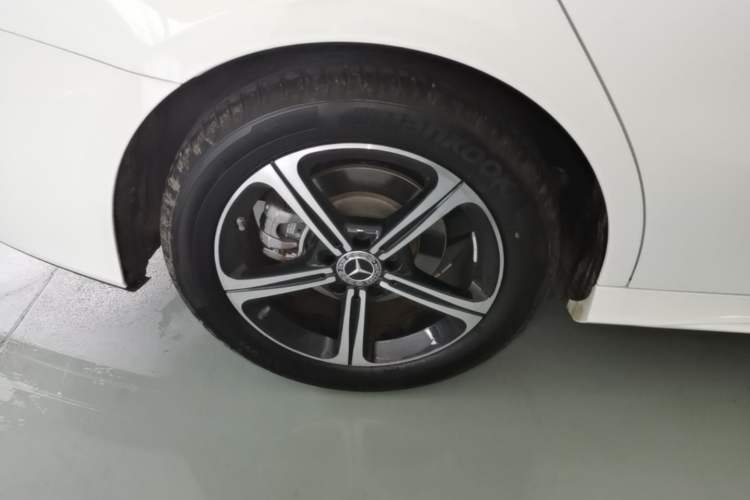 Used Mercedes-Benz A-Class 2023 A 200 L Fashion Model Exterior 5