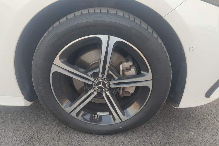 Used Mercedes-Benz A-Class 2023 A 200 L Fashion Model Exterior 5