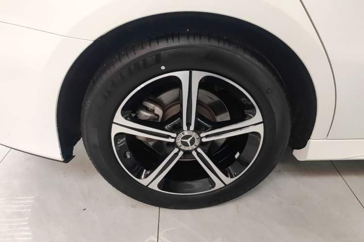 Used Mercedes-Benz A-Class 2023 A 200 L Fashion Model Exterior 5