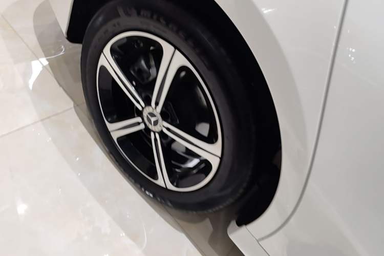 Used Mercedes-Benz A-Class 2023 A 200 L Fashion Model Exterior 5