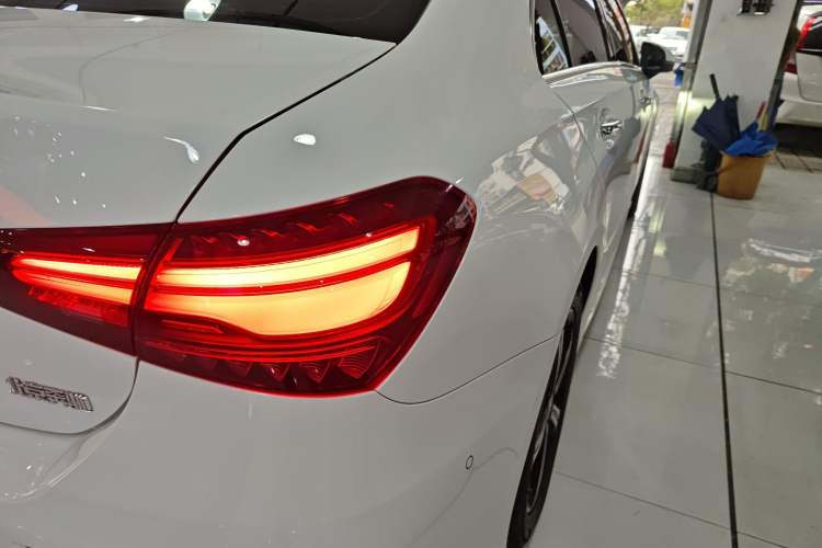 Used Mercedes-Benz A-Class 2023 A 200 L Fashion Model Exterior 6