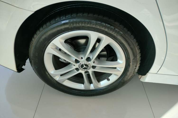 Used Mercedes-Benz A-Class 2023 A 180 L Exterior 8
