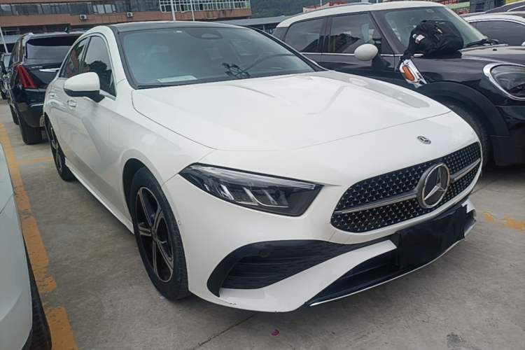 Used Mercedes-Benz A-Class 2023 A 200 L Fashion Model Front Right 45 Deg