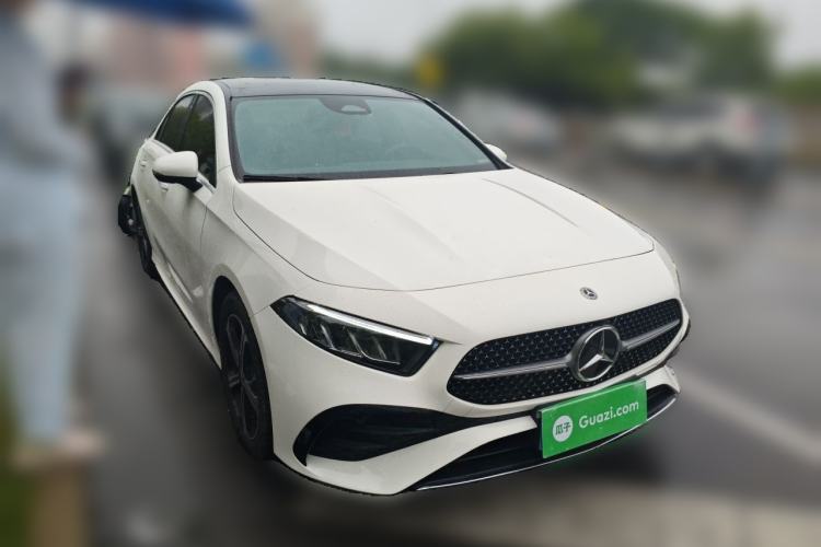 Used Mercedes-Benz A-Class 2023 A 200 L Fashion Model Front Right 45 Deg