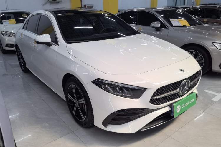 Used Mercedes-Benz A-Class 2023 A 200 L Fashion Model Front Right 45 Deg