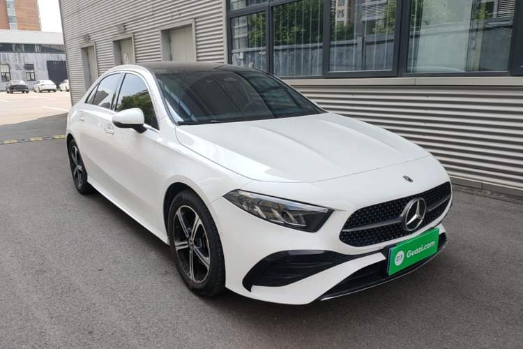 Used Mercedes-Benz A-Class 2023 A 200 L Fashion Model Front Right 45 Deg