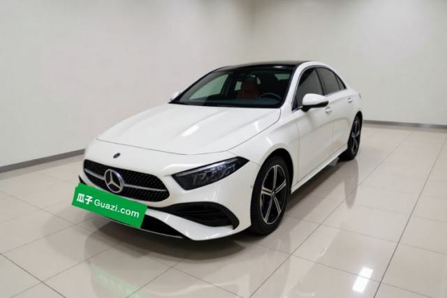 Używany Mercedes-Benz A-Class 2023 A 200 L Fashion Model