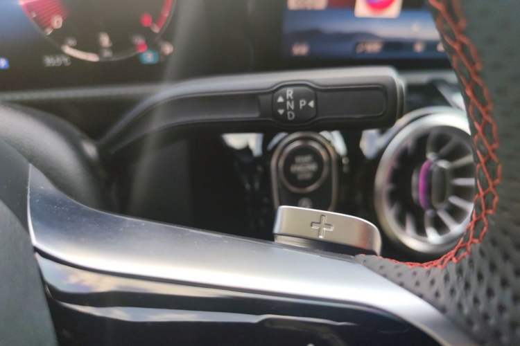 Used Mercedes-Benz A-Class 2023 A 200 L Fashion Model Gear Lever