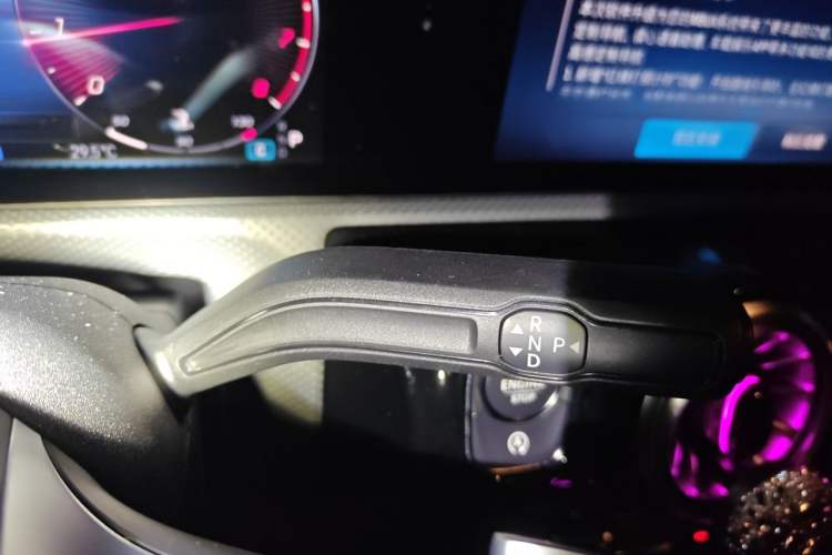 Used Mercedes-Benz A-Class 2023 A 200 L Fashion Model Gear Lever