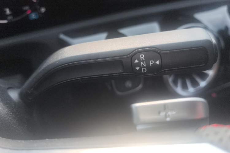 Used Mercedes-Benz A-Class 2023 A 200 L Fashion Model Gear Lever