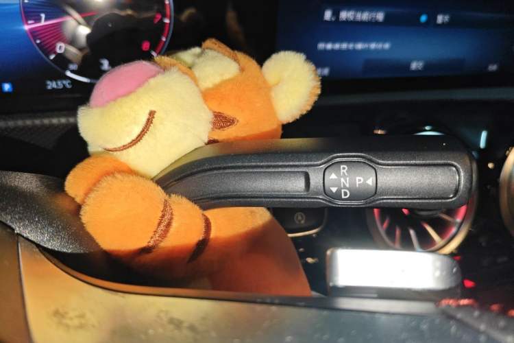 Used Mercedes-Benz A-Class 2023 A 200 L Fashion Model Gear Lever