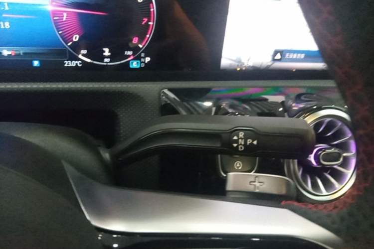 Used Mercedes-Benz A-Class 2023 A 200 L Fashion Model Gear Lever