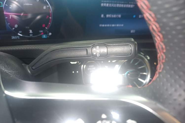 Used Mercedes-Benz A-Class 2023 A 200 L Fashion Model Gear Lever