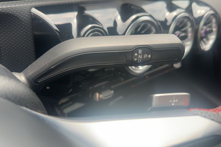 Used Mercedes-Benz A-Class 2023 A 200 L Fashion Model Gear Lever