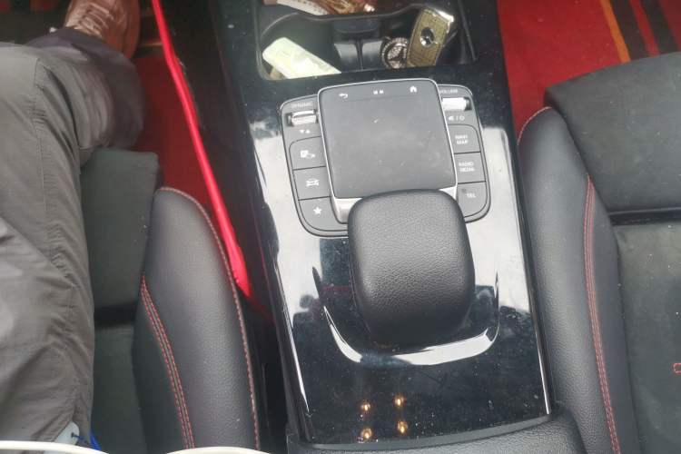 Used Mercedes-Benz A-Class 2023 A 200 L Fashion Model Gear Lever