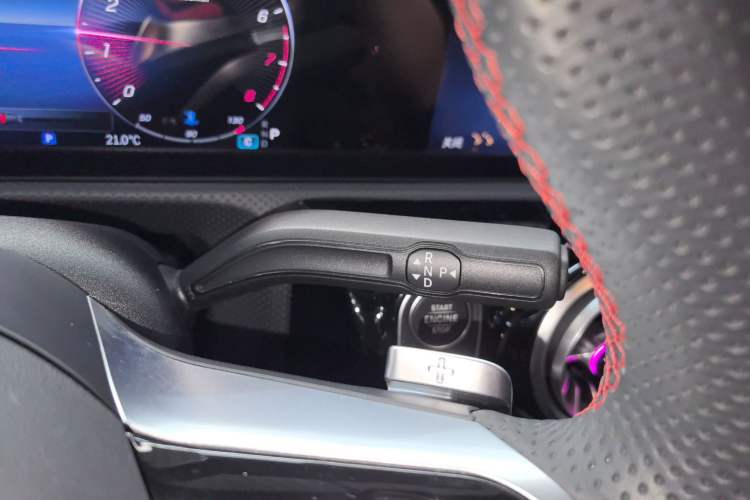 Used Mercedes-Benz A-Class 2023 A 200 L Fashion Model Gear Lever
