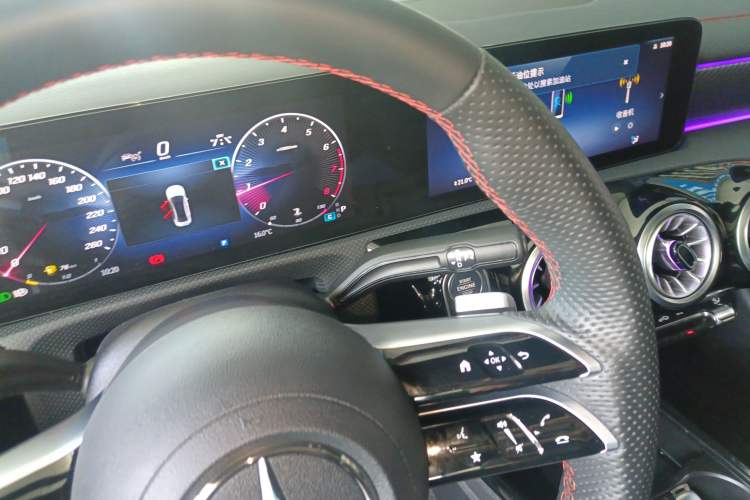 Used Mercedes-Benz A-Class 2023 A 200 L Fashion Model Gear Lever