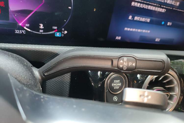 Used Mercedes-Benz A-Class 2023 A 200 L Fashion Model Gear Lever