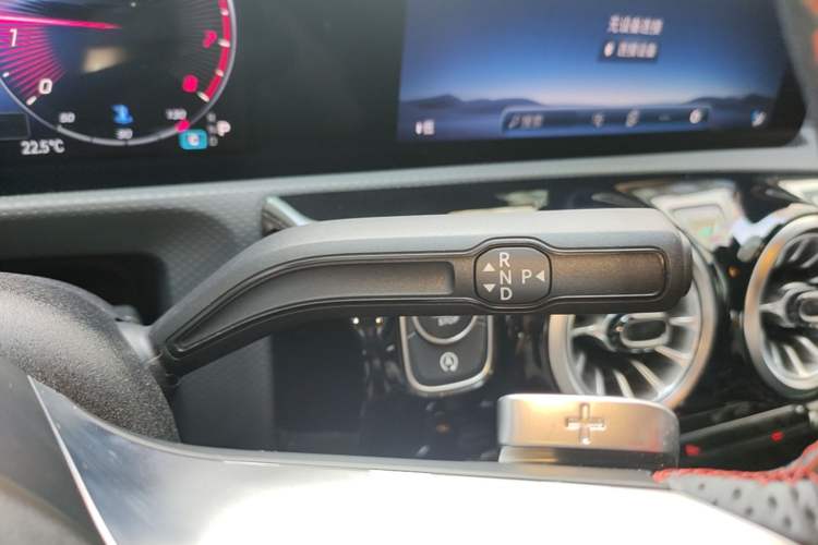 Used Mercedes-Benz A-Class 2023 A 200 L Fashion Model Gear Lever