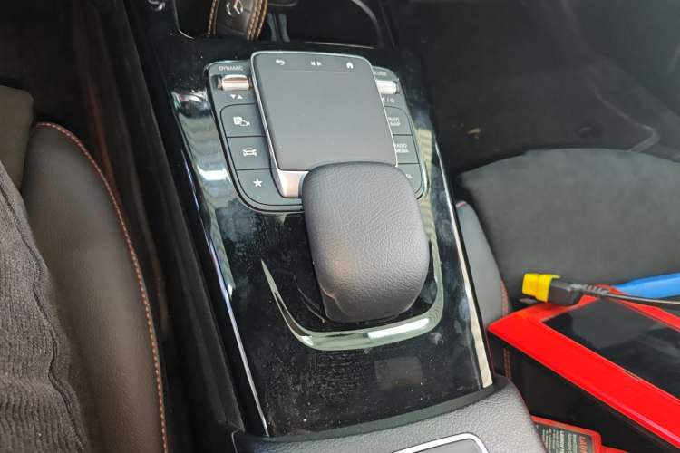 Used Mercedes-Benz A-Class 2023 A 200 L Fashion Model Gear Lever