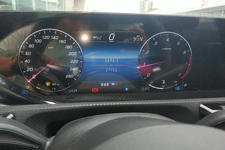 Used Mercedes-Benz A-Class 2023 A 200 L Fashion Model Instrument Cluster