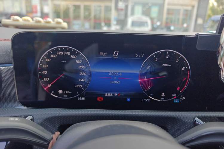 Used Mercedes-Benz A-Class 2023 A 200 L Fashion Model Instrument Cluster