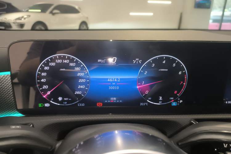 Used Mercedes-Benz A-Class 2023 A 180 L Instrument Cluster