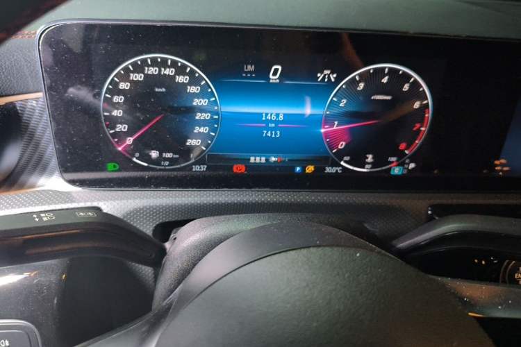 Used Mercedes-Benz A-Class 2023 A 200 L Fashion Model Instrument Cluster