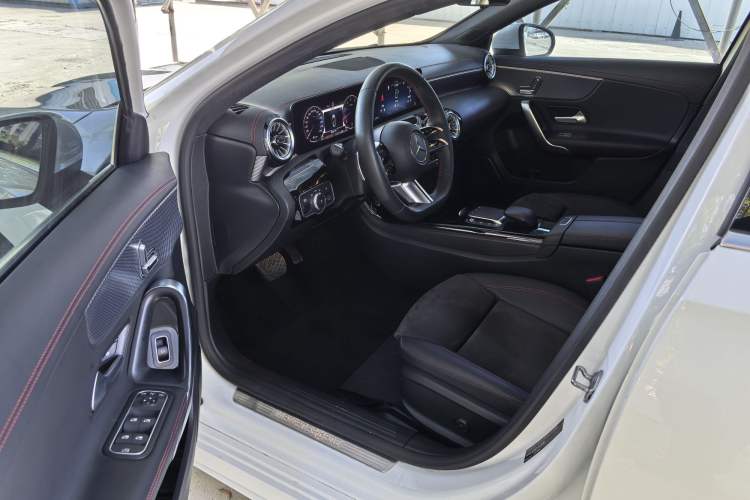 Used Mercedes-Benz A-Class 2023 A 200 L Fashion Model Interior 1