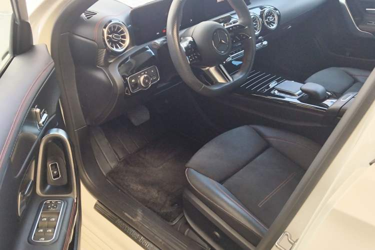 Used Mercedes-Benz A-Class 2023 A 200 L Fashion Model Interior 3