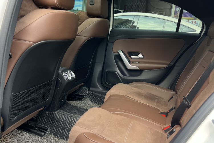 Used Mercedes-Benz A-Class 2023 A 200 L Fashion Model Interior 3