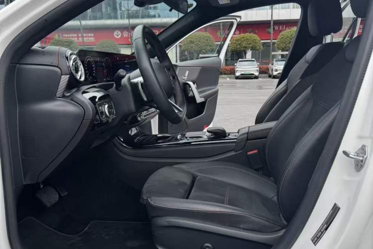 Used Mercedes-Benz A-Class 2023 A 200 L Fashion Model Interior 4